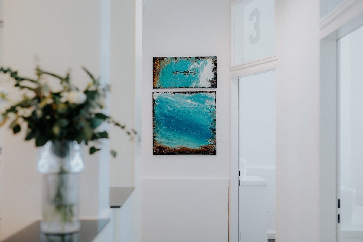 Praxisflur der Zahnärztlichen Praxisklinik Dr. Stein in Dortmund